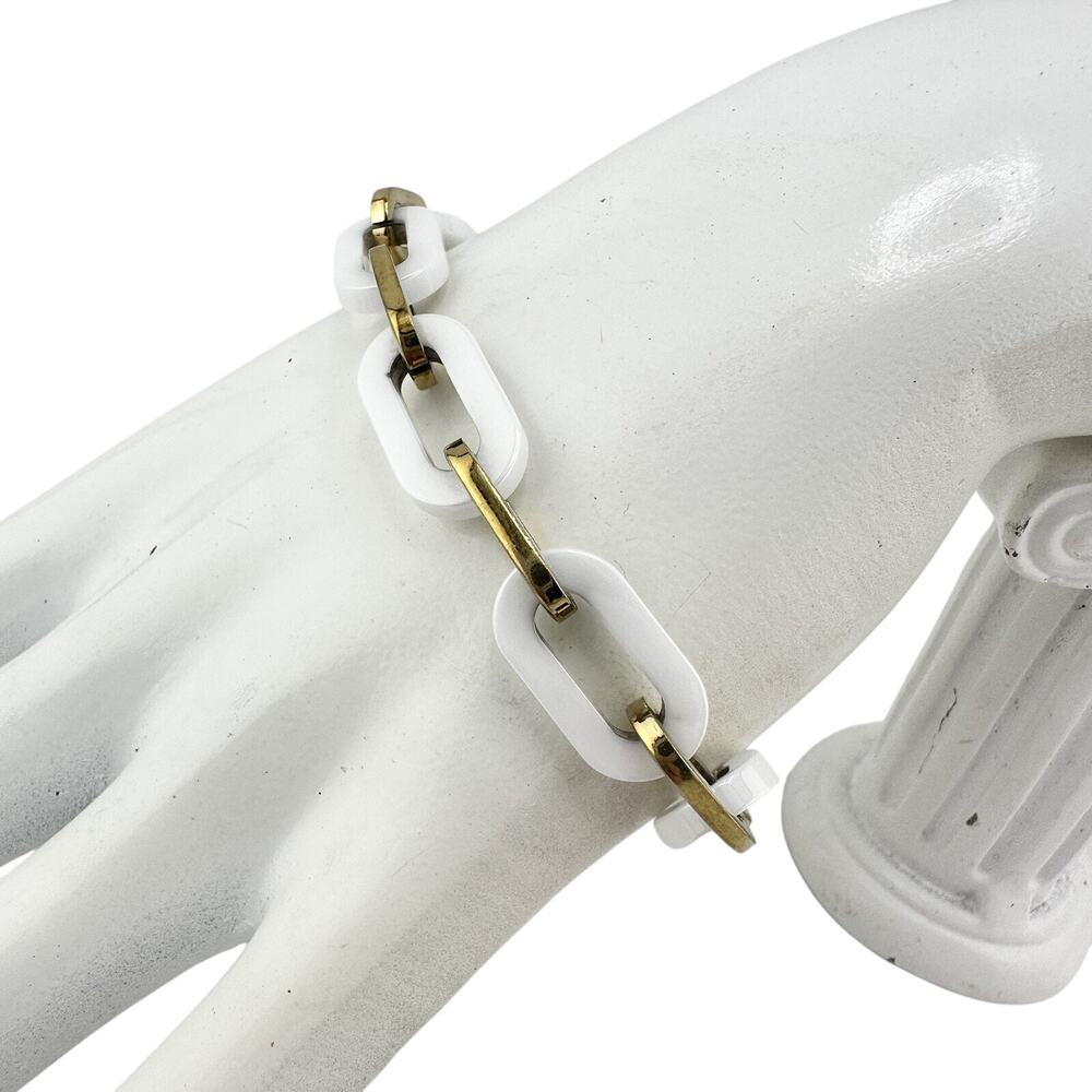 Modern Unique White Glass Gold Tone Large Paperclip Chain 7.75” Bracelet - Picture 4 of 6